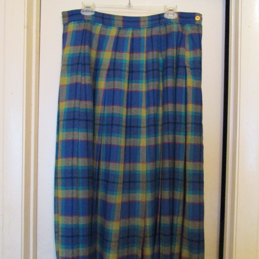 Wms. Sz. 14 Blue Plaid Skirt by Chaus